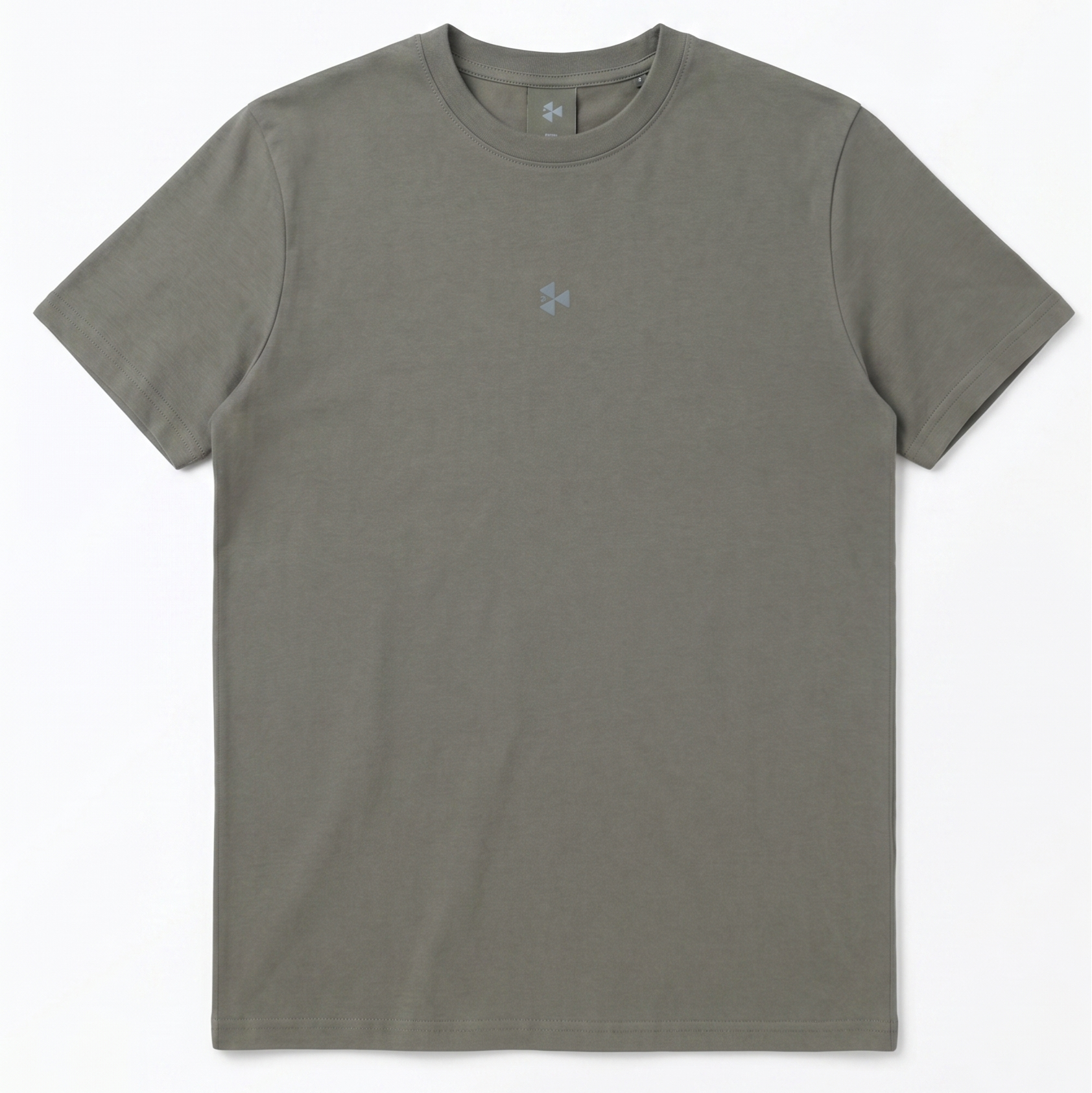Remera Pez Blanco Basics Verde